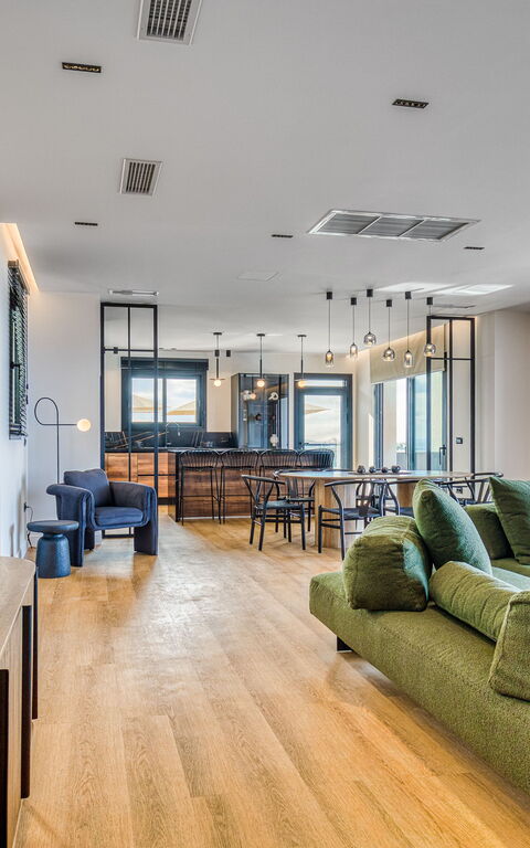 Villa Dominante: Salon