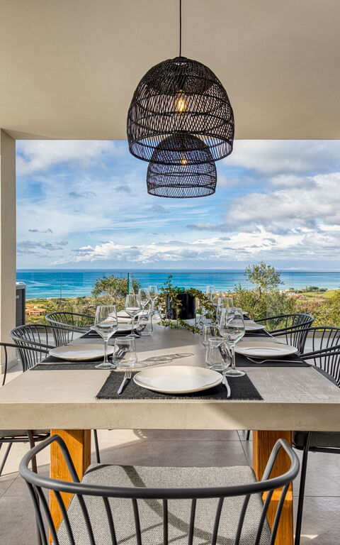 Villa Dominante: Balcon / Terrasse / Patio, Extérieur, Extérieurs, Vues