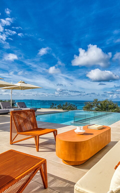 Villa Dominante: bassin, Extérieur, Extérieurs, Vues