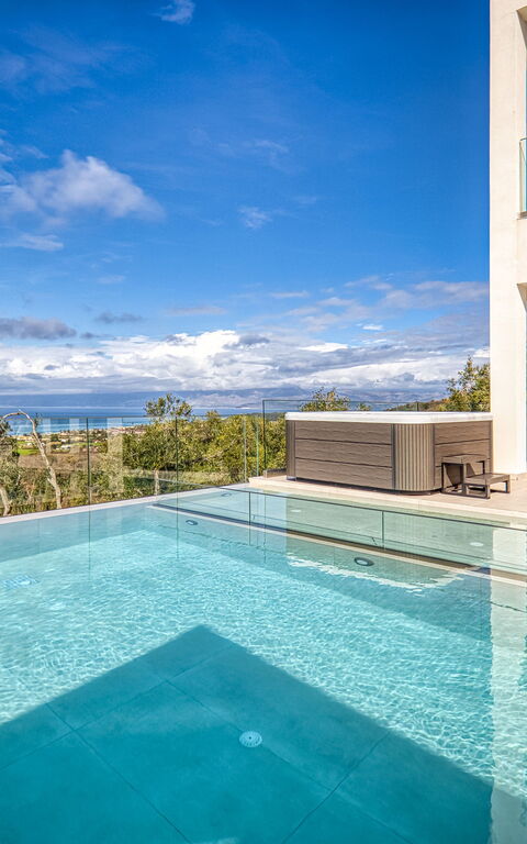 Villa Dominante: bassin, Extérieur, Extérieurs, Vues