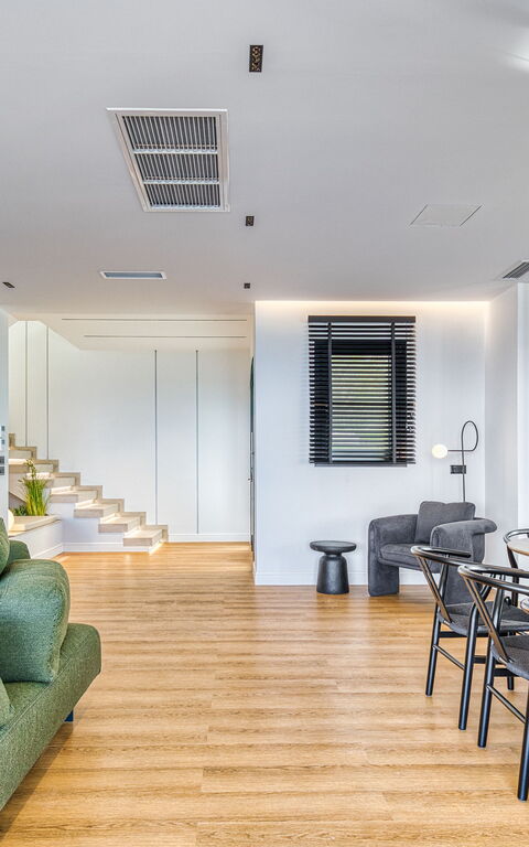 Villa Dominante: Cuisine, Salon