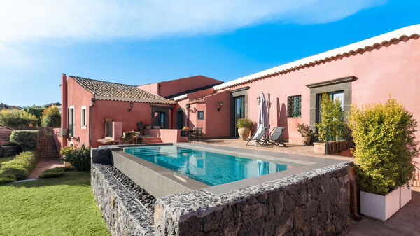 Micanera House: bassin, Extérieur, Extérieurs, Jardin