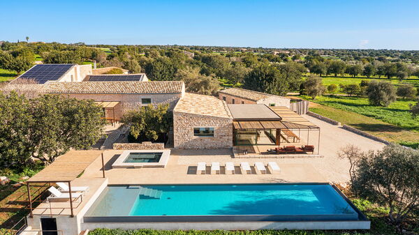 Villa Ninetta: bassin, Extérieur, Extérieurs