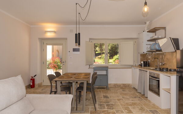 Logement Borgo Ariano 2: Cuisine, Salon