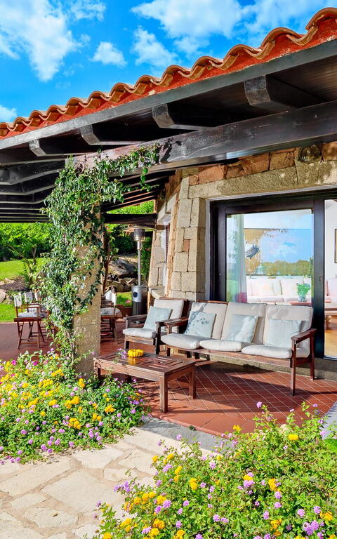 Villa Silenis: Balcon / Terrasse / Patio, Extérieur, Extérieurs, Jardin