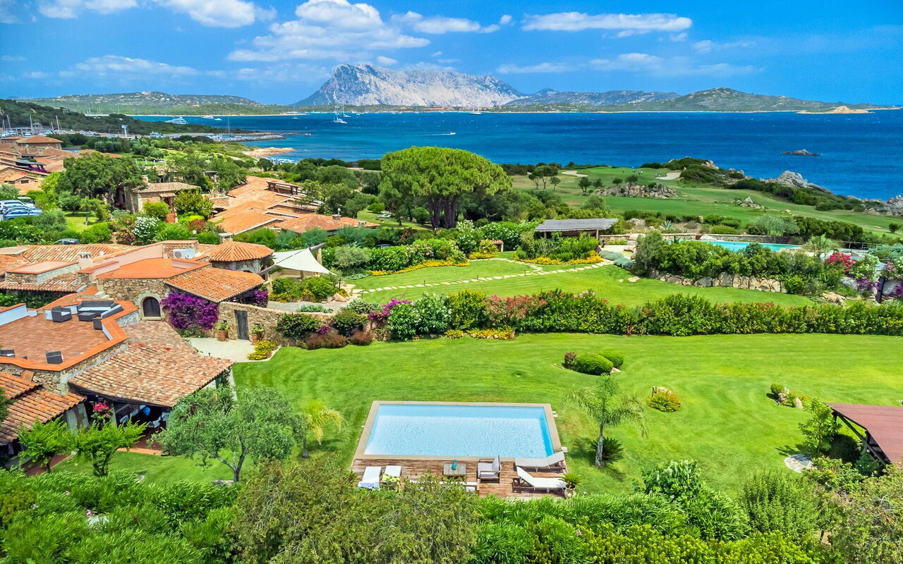 Villa Silenis: bassin, Extérieur, Extérieurs, Jardin, Vues