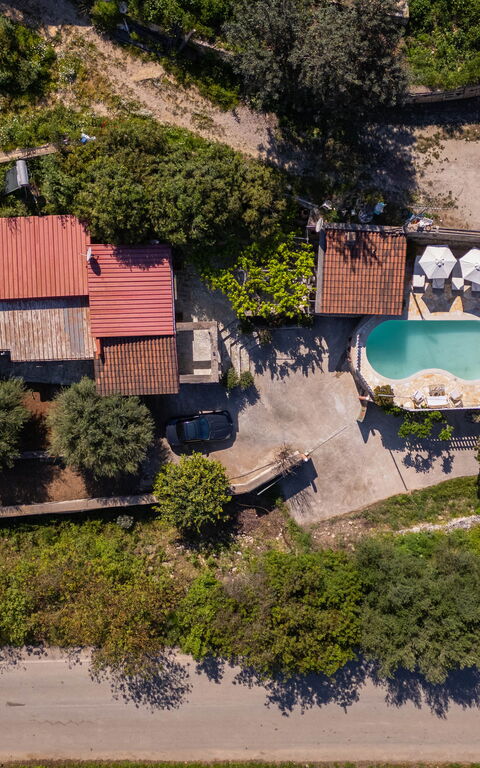 Villa Nikolas: bassin, Vues