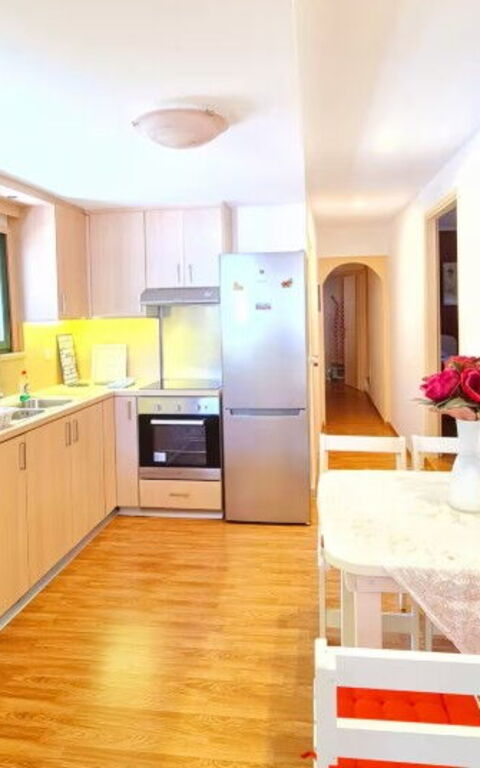 Villa Nikolas: Cuisine