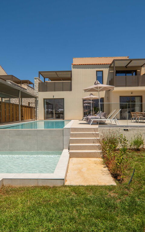 Villa Zen Chrysi: bassin, Extérieur, Extérieurs, Jardin