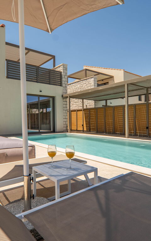 Villa Zen Hephaistos: bassin, Extérieur, Extérieurs