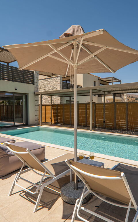 Villa Zen Hephaistos: bassin, Extérieur, Extérieurs