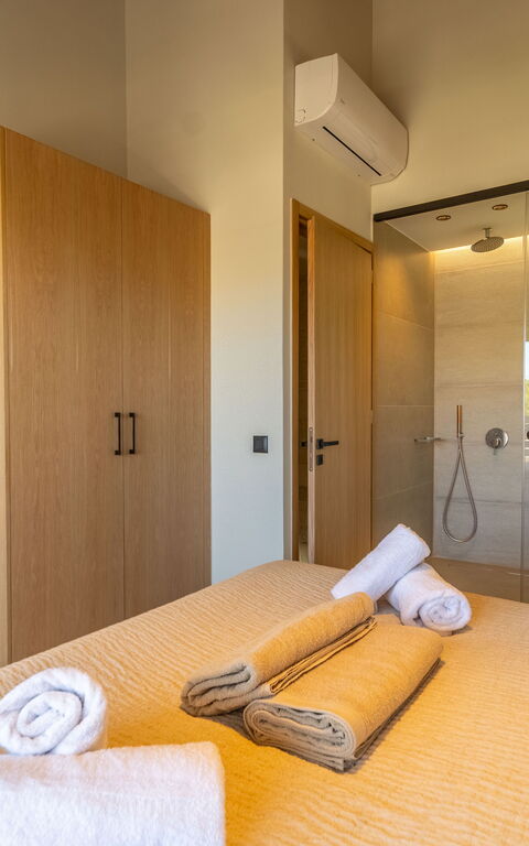 Villa Zen Hera: chambre à coucher, Salle de bain