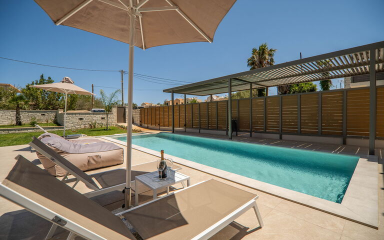 Villa Zen Hera: bassin, Extérieur, Extérieurs