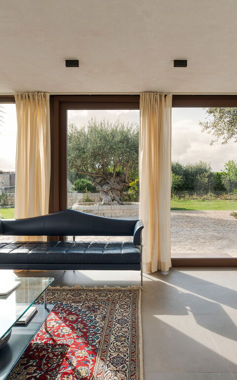 Corte Antigua: Salon