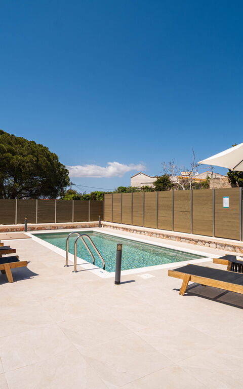 Villa Platon: bassin, Extérieur