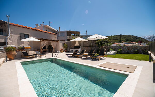 Villa Platon: bassin, Extérieur, Extérieurs, Jardin