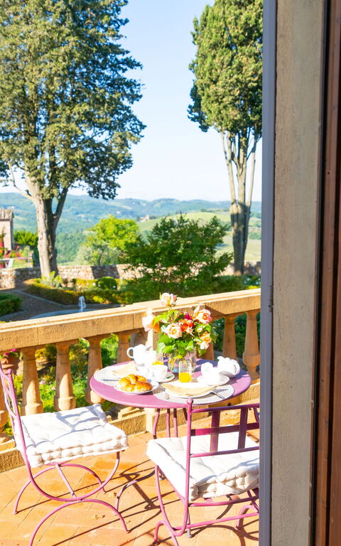 Villa Tenuta Casenuove: Balcon / Terrasse / Patio