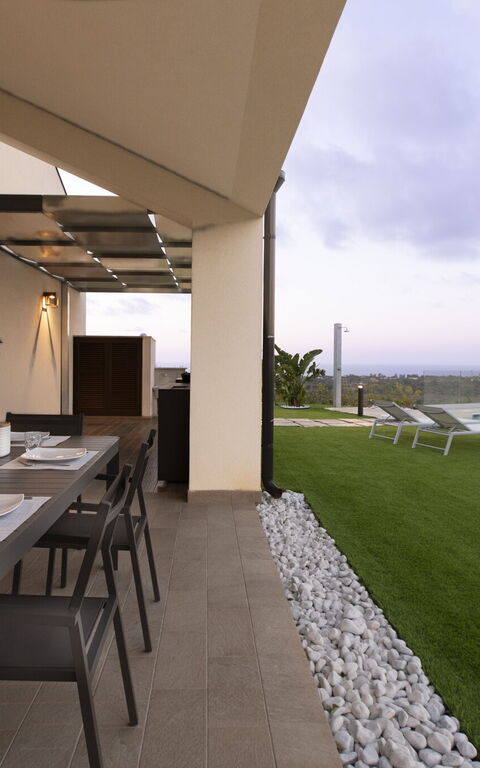 Villa Aversa: Balcon / Terrasse / Patio, Extérieur, Extérieurs, Jardin, Vues