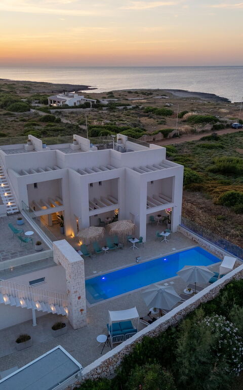 Villa Regina Sul Mare: bassin, Vues