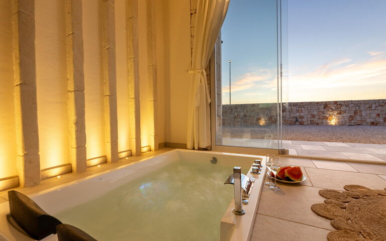Villa Regina Sul Mare: jacuzzi