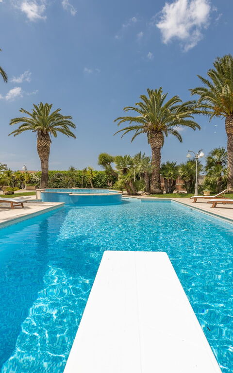 Villa Oasi Di Pace: bassin, Extérieur, Extérieurs