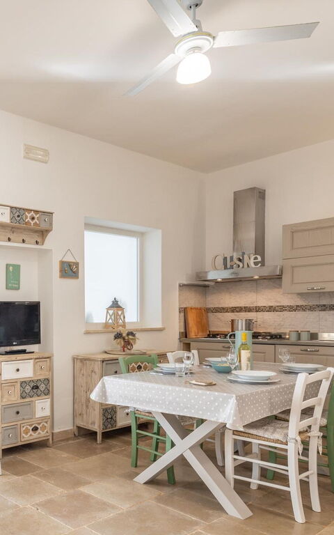 Villa Lampu Di Luce: Cuisine, Salle à manger, Salon