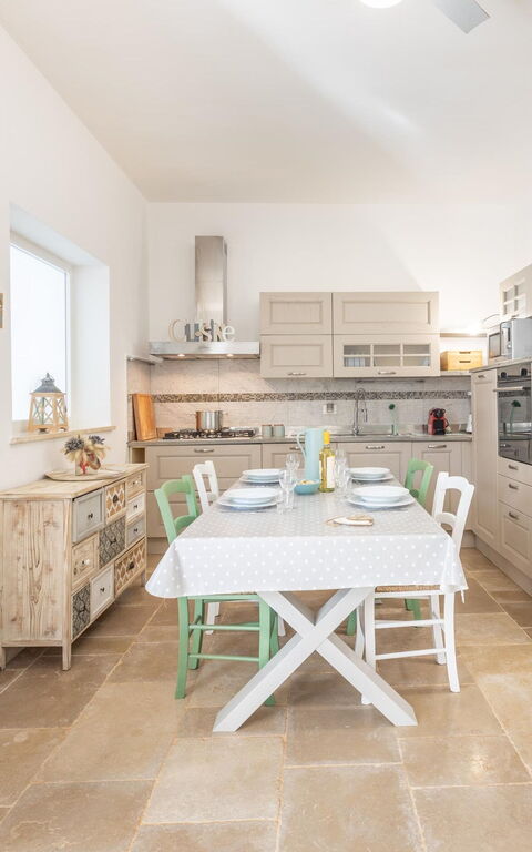 Villa Lampu Di Luce: Cuisine, Salle à manger, Salon