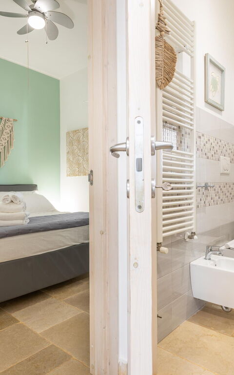 Villa Lampu Di Luce: chambre à coucher, Salle de bain