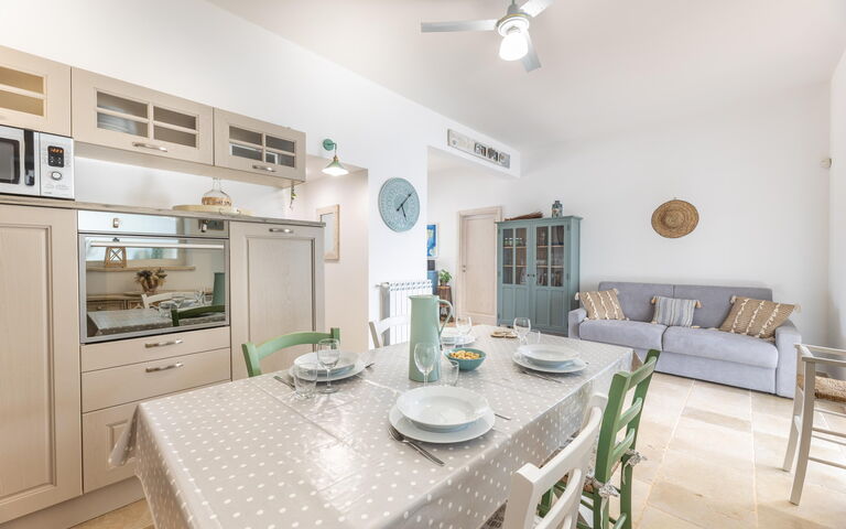 Villa Lampu Di Luce: Cuisine, Salle à manger, Salon