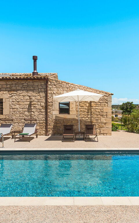 Dimora Spinazzella: bassin, Extérieur, Extérieurs