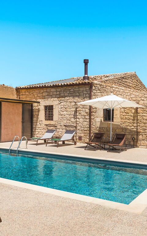 Dimora Spinazzella: bassin, Extérieur, Extérieurs