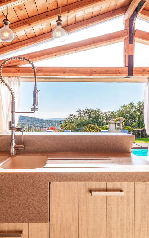 Villa Irida: Balcon / Terrasse / Patio