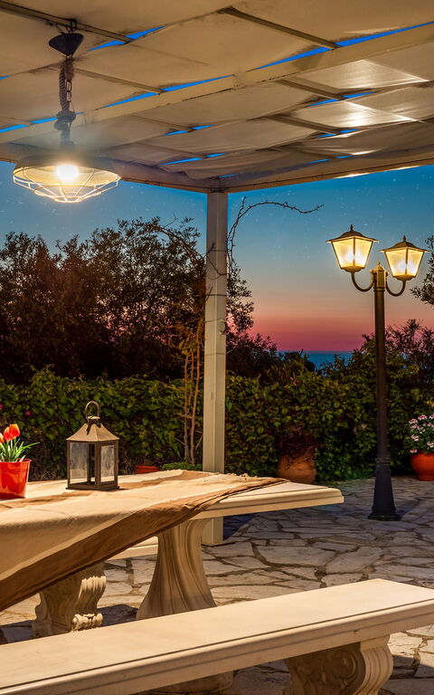 Villa Irida: Balcon / Terrasse / Patio