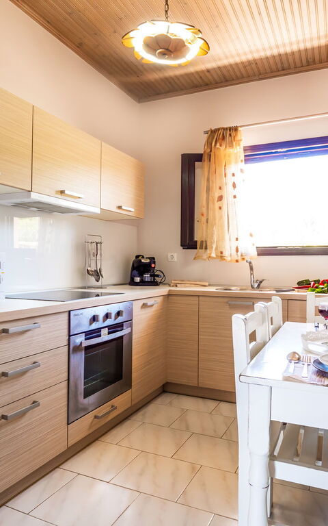 Villa Irida: Cuisine