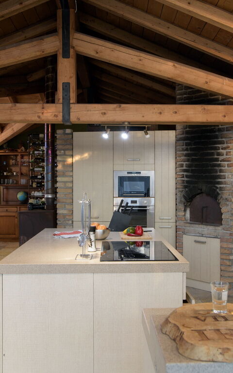 Villa Irida: Cuisine, Salle à manger, Salon