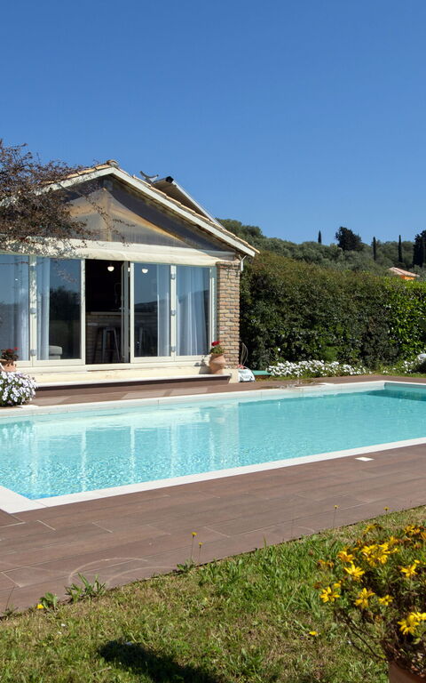 Villa Irida: bassin, Extérieur, Extérieurs