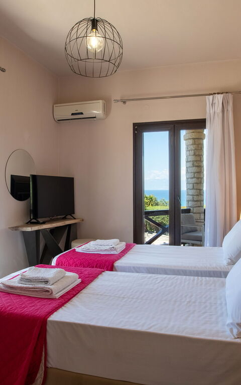 Villa Irida: chambre à coucher