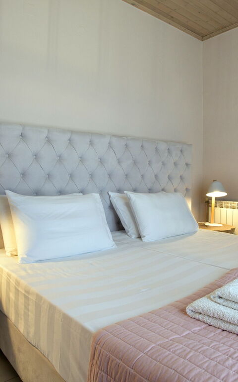 Villa Irida: chambre à coucher