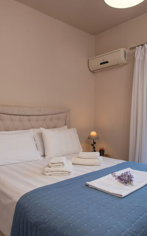 Villa Irida: chambre à coucher