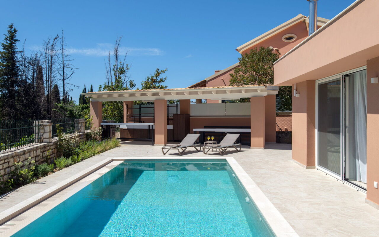 Villa Eleas Ikos: bassin, Extérieur, Extérieurs