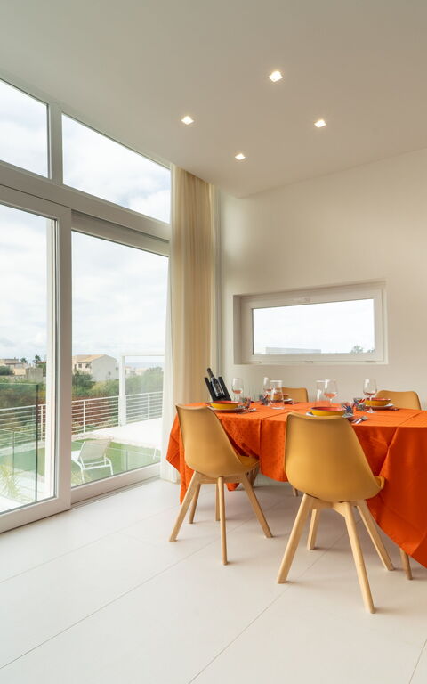 Villa Pizzolungo: Salle à manger, Salon