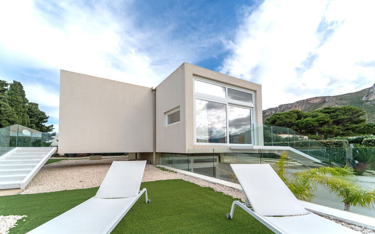 Villa Pizzolungo: Extérieur, Extérieurs