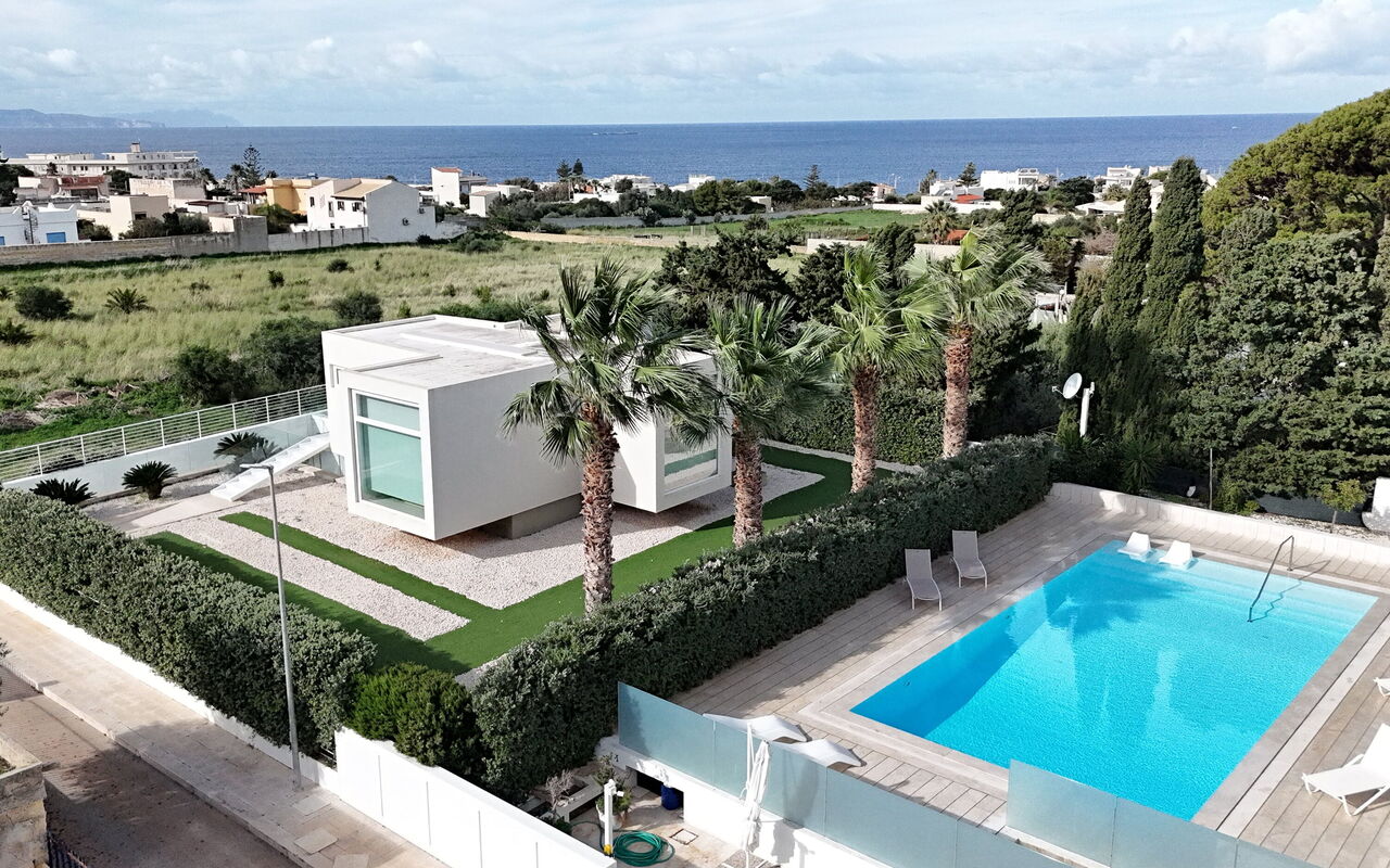 Villa Pizzolungo: bassin, Extérieur, Vues