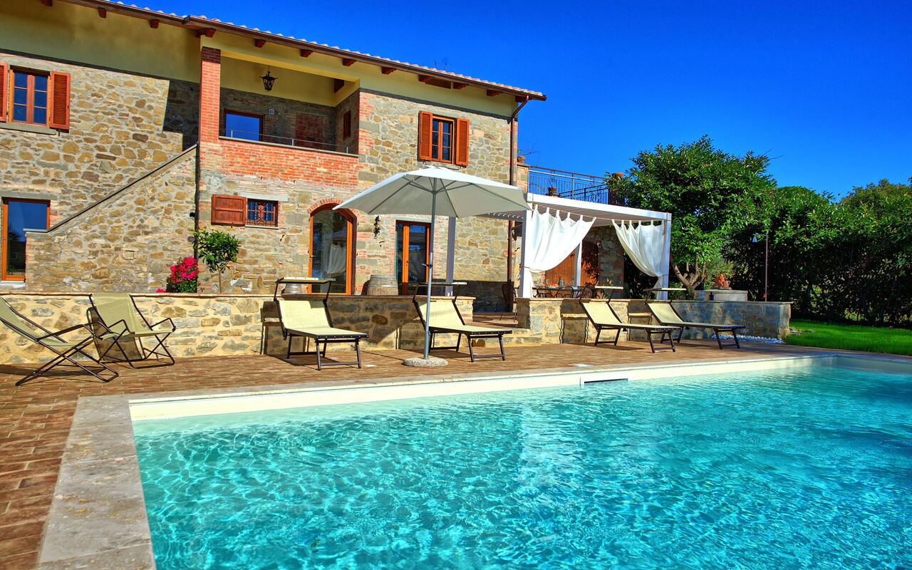 Villa Anna: bassin, Extérieur, Extérieurs