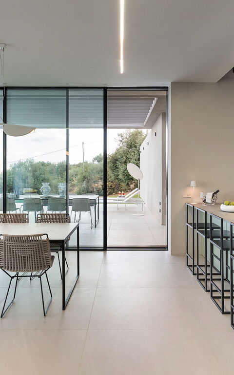 Villa Calypso: Cuisine, Salle à manger, Salon