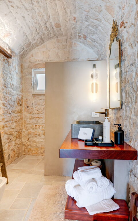 Trulli di Luccio: Salle de bain