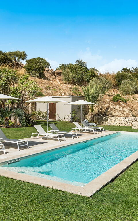 Villa Petite Afrique: bassin, Extérieur, Extérieurs, Jardin