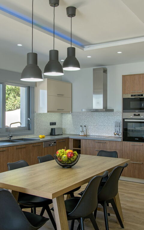 Villa Alkyoni: Cuisine, Salle à manger