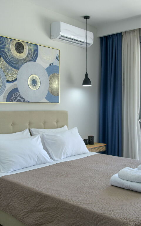 Villa Alkyoni: chambre à coucher