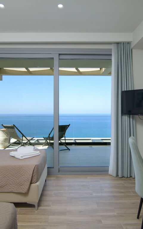 Villa Alkyoni: chambre à coucher